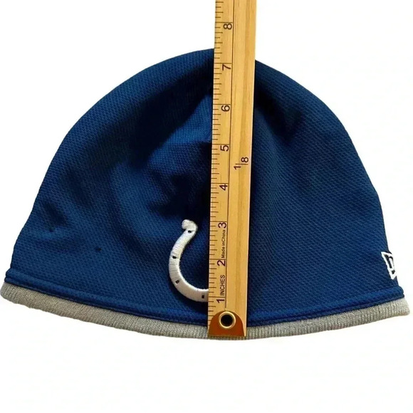 New Era NFL Indianapolis Colts On Field Sideline Tech Knit Beanie One Size - Picture 5 of 6